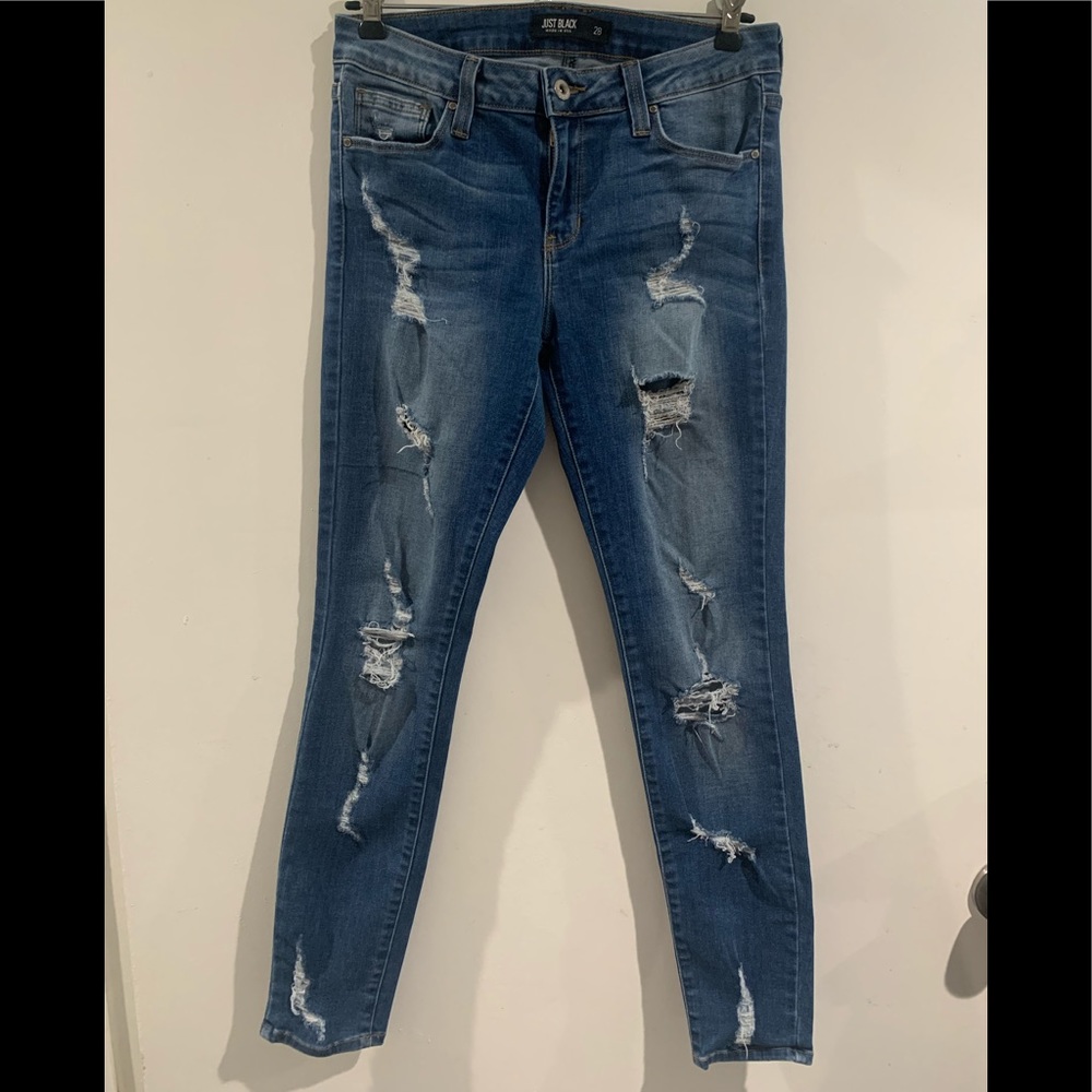 Just black full distressed jeans size 28
